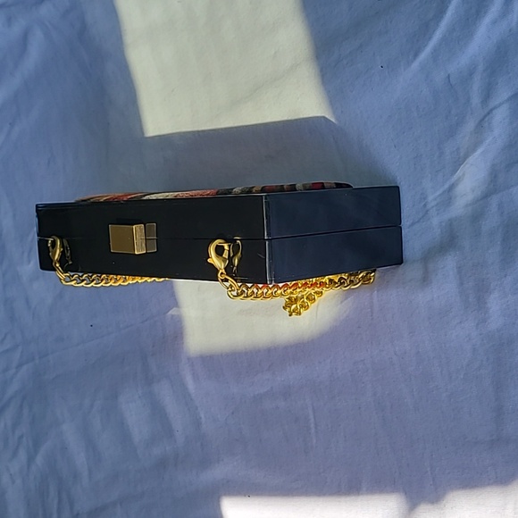 Mini Square Colorful Swirl Purse is so elegant and gorgeous, one of a kind - Picture 5 of 6